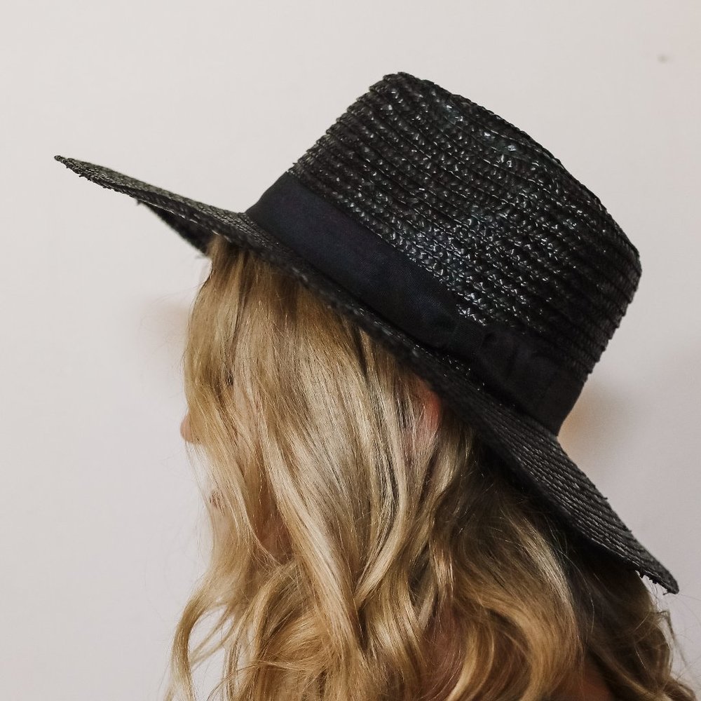 black straw hat